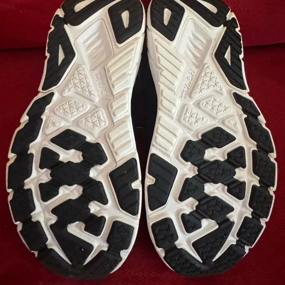 Hoka Arahi 7 - Picture 6 of 9